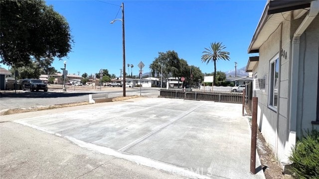 Building Photo - 284 N Palm Ave