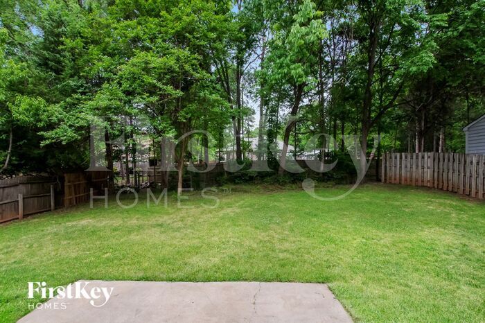 Building Photo - 7500 Barn Stone Dr