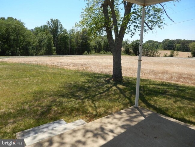 Building Photo - 16226 Little Ferry Rd