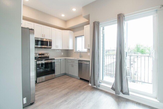 Building Photo - 1206 N 24th St