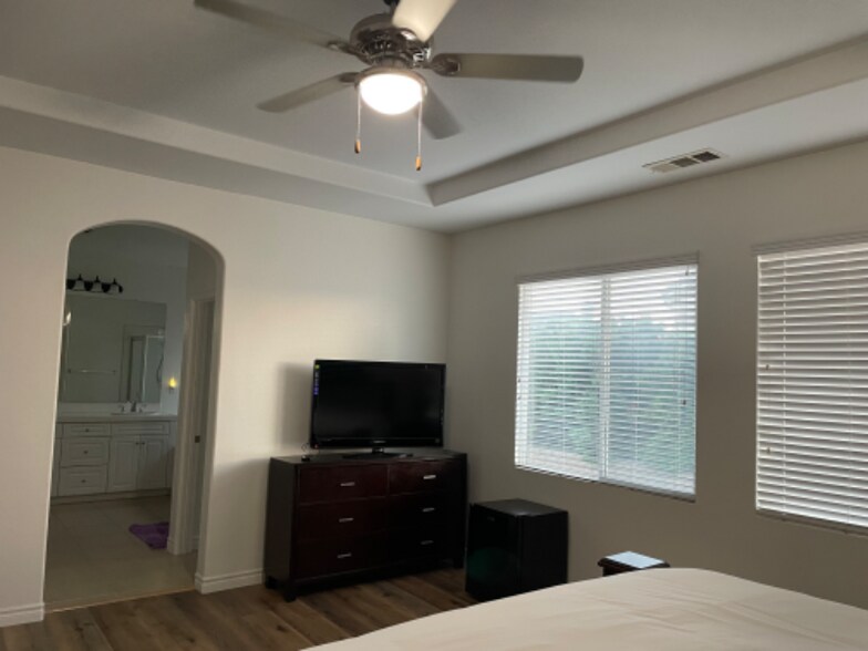 Building Photo - 13652 Perry Ann Cir