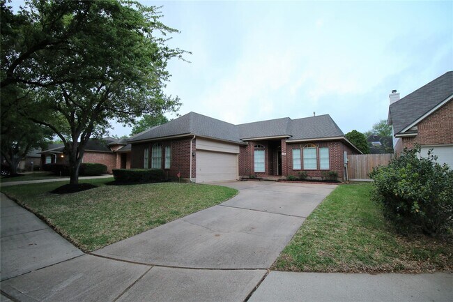 Building Photo - 114 Chandler Ct