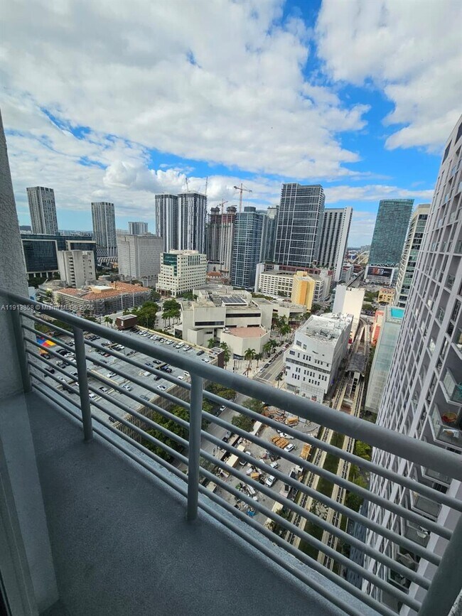 Building Photo - 133 NE 2nd Ave