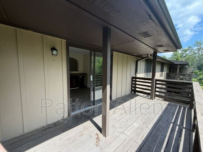 Building Photo - 48 Dawnwood Cir