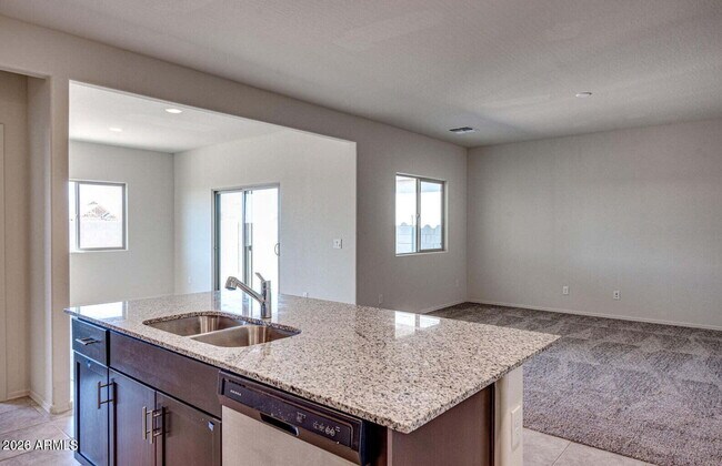 Building Photo - 18091 N Presley Ln