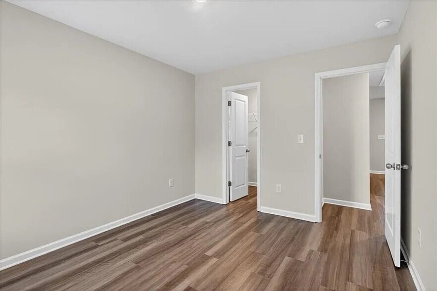 Building Photo - 111 Brexley Dr