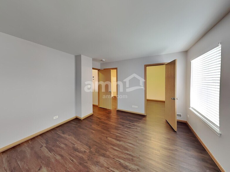 Building Photo - 2269 Jason Dr