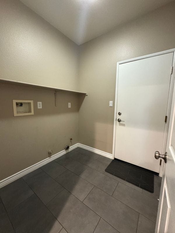 Building Photo - 7126 Revere Way