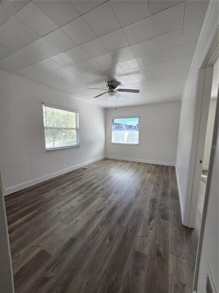 Building Photo - 4919 S Renellie Dr
