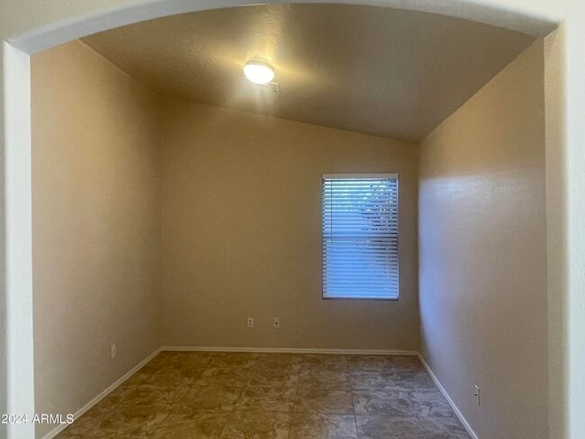 Building Photo - 15263 N 67th Dr