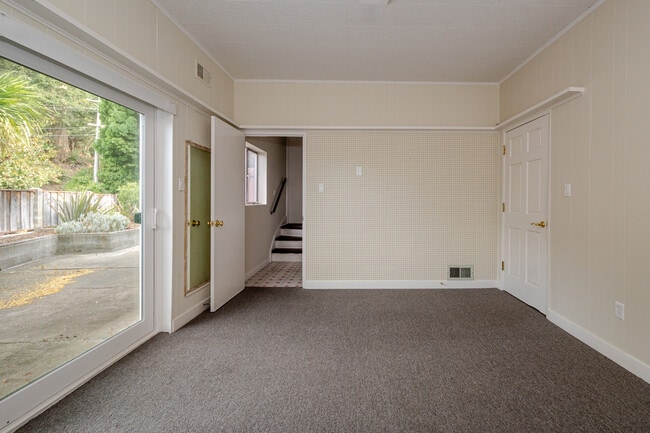 Building Photo - 1170 Tuolumne Ct
