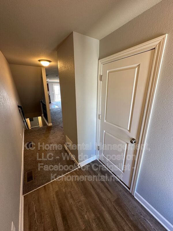 Building Photo - 10541 Kane Dr