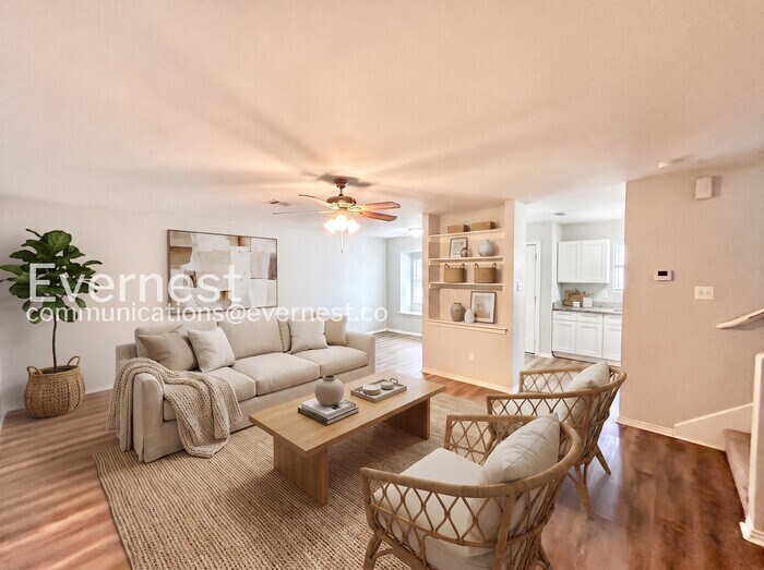 Building Photo - 230 Creek Cove Dr