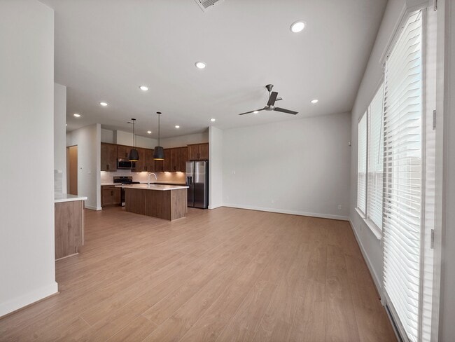 Building Photo - 1518 Colonial Gorge Dr