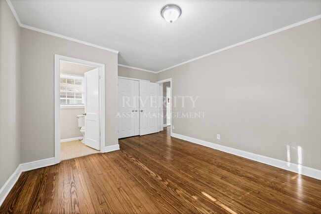 Building Photo - 1156 Brower St