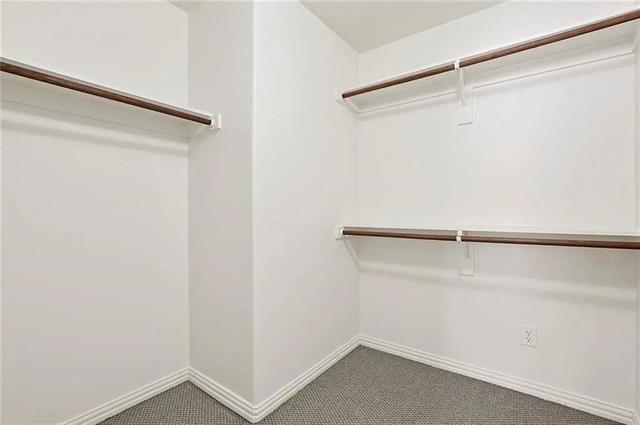 Building Photo - 212 Chester Dr