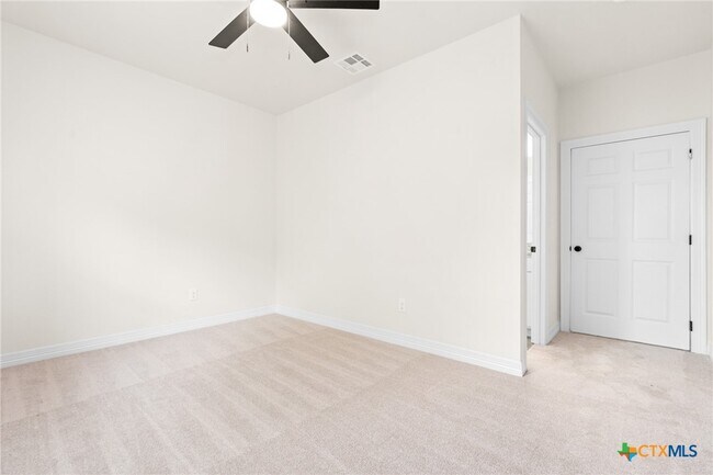 Building Photo - 209 S 18th St