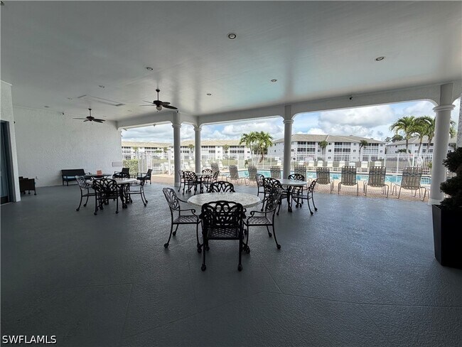 Building Photo - 7839 Regal Heron Cir