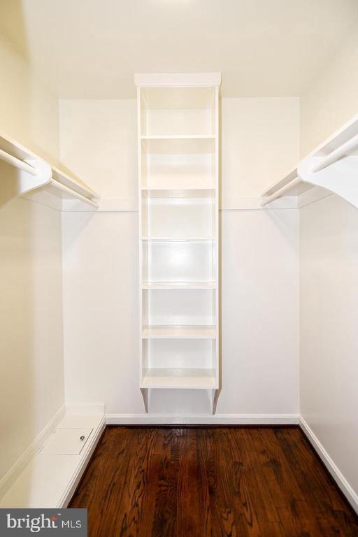 Building Photo - 7646 Huntmaster Ln