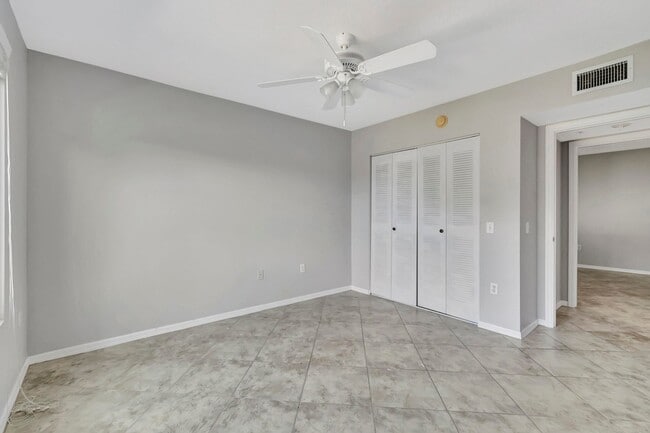 Building Photo - 116 Villa Cir