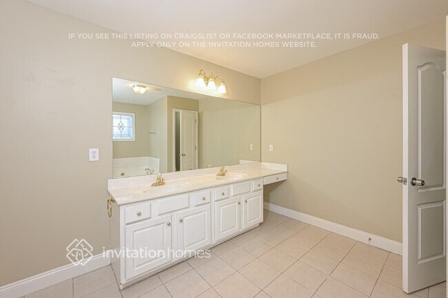 Building Photo - 2500 Harbin Springs Cove