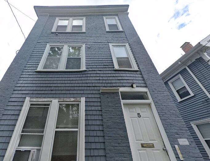 Building Photo - 5 Elmer St