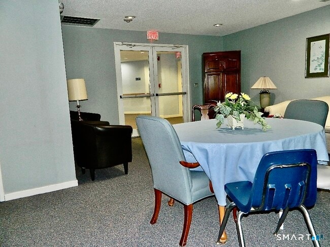 Building Photo - 75 Washington Ave