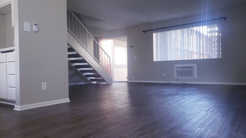 Building Photo - 1762 San Juan St