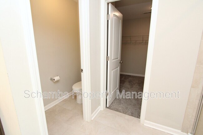 Building Photo - 1043 Myers Point Dr