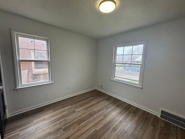 Building Photo - 16687 Collingham Dr