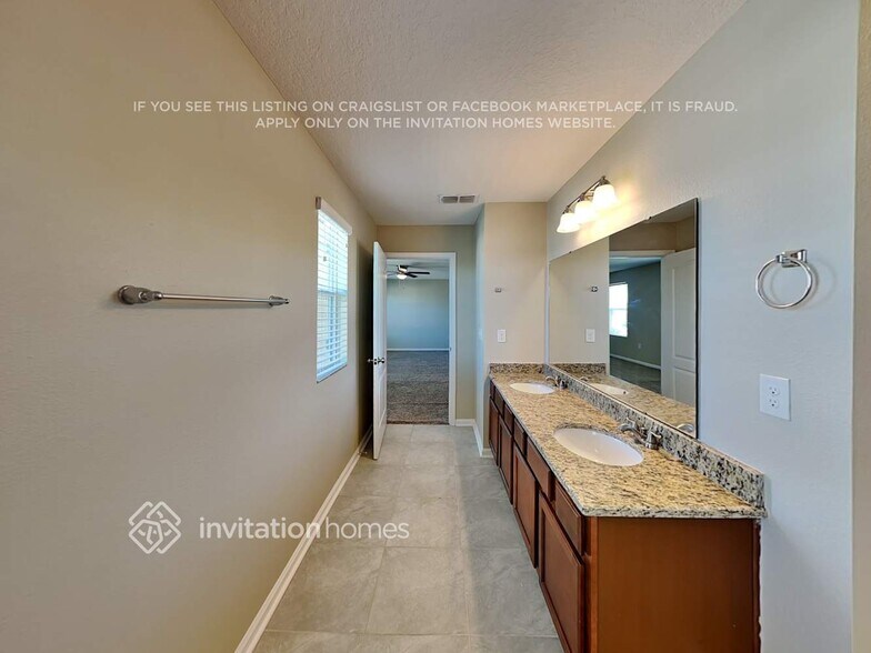 Building Photo - 3421 Canyon Falls Dr