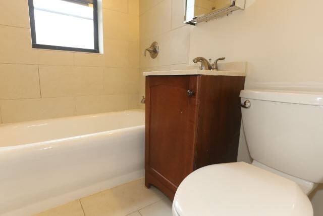 Building Photo - 617 W Patterson Ave