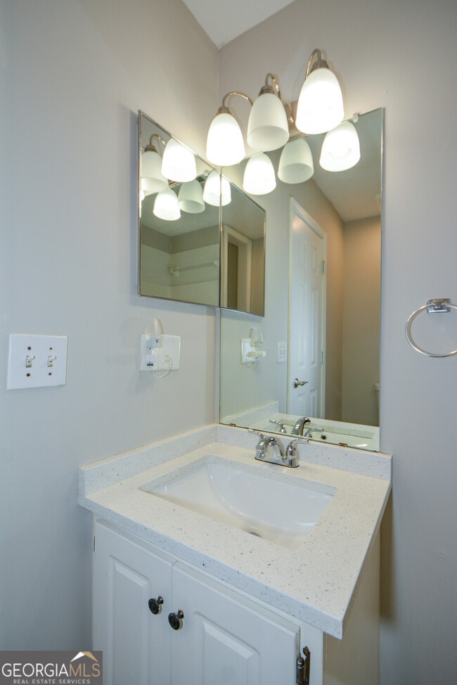 Building Photo - 4209 Reeshemah St