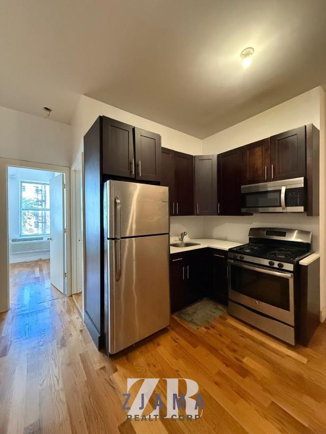 Building Photo - 4 bedroom in Brooklyn NY 11226