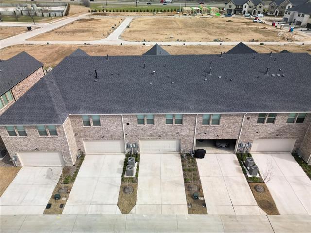 Building Photo - 517 Parkside Dr