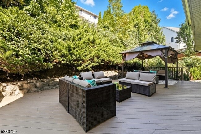 Building Photo - 41 Stirling Terrace