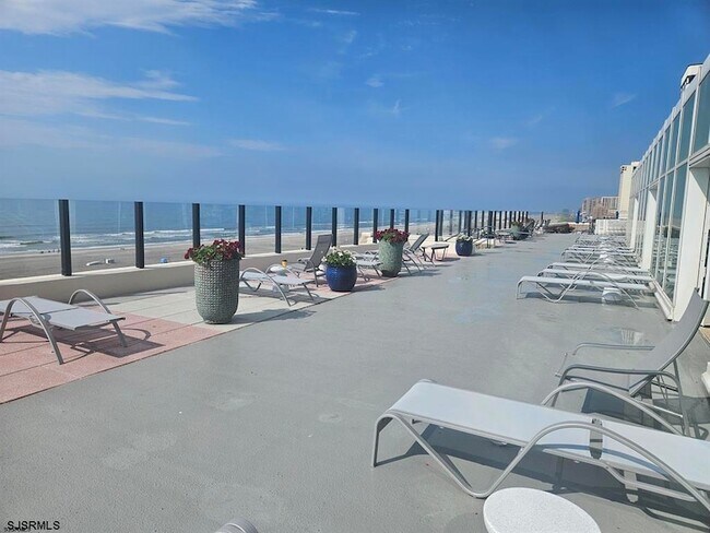 Building Photo - 3101 Boardwalk