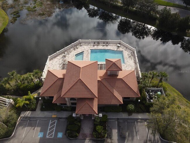 Building Photo - 7710 Lake Vista Ct