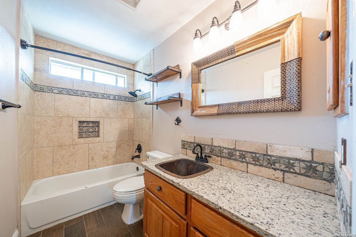 Building Photo - 3625 Sumter Glade