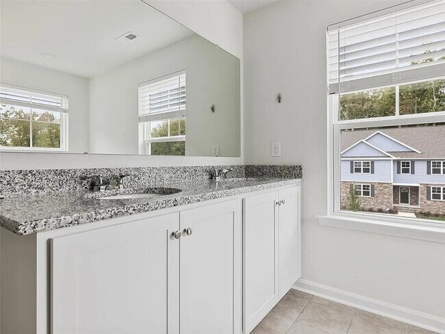 Building Photo - 5713 Brailen Dr