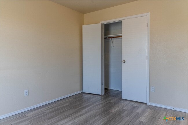 Building Photo - 3402 Regency Ct