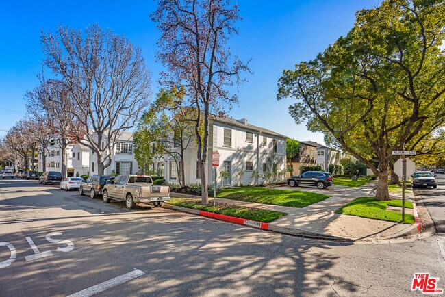 Building Photo - 9224 Alden Dr