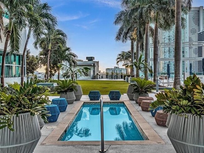 Building Photo - 3301 NE 1st Ave