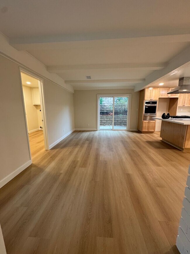 Building Photo - Renovated Home with Modern Comfort and Spacious Living