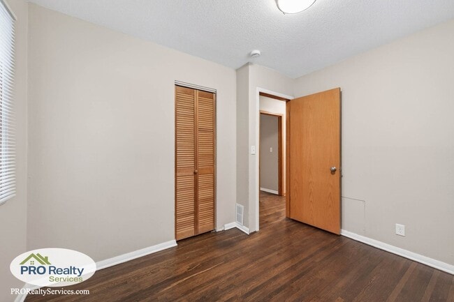 Building Photo - 3 Bedroom Home **50% off February's Rent with a February 2026 Move In**