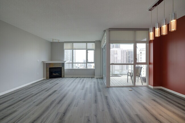 Building Photo - 850 Beech St