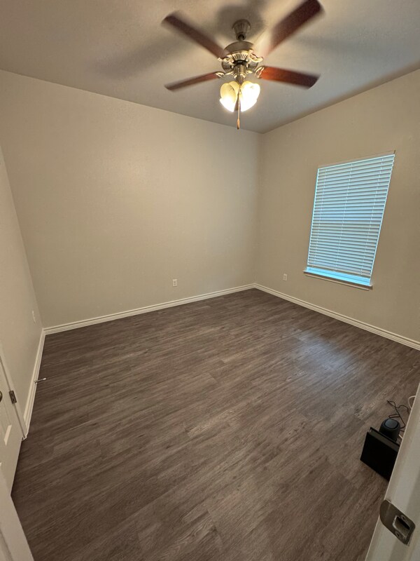 Building Photo - 3601 Barnacle Dr