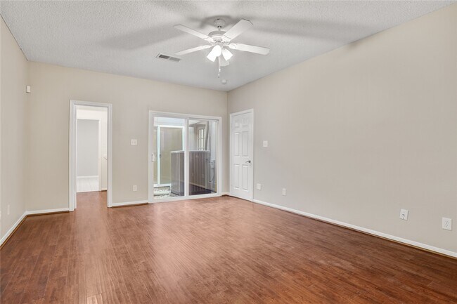 Building Photo - 9424 Bassoon Dr