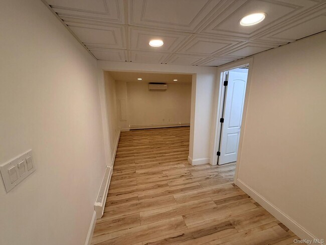 Building Photo - 2002 City Ave