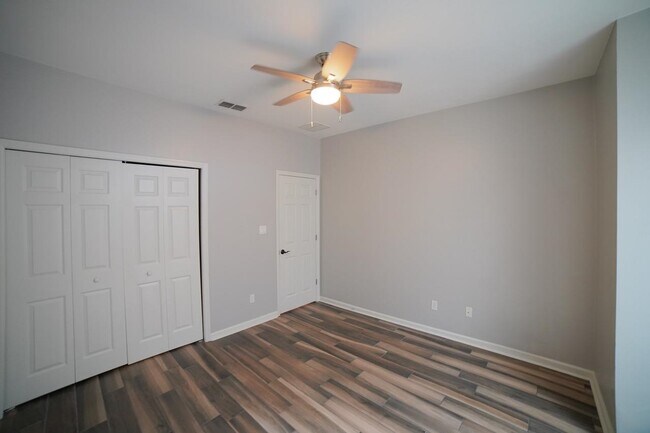 Building Photo - 5434 Hampton Hill Cir